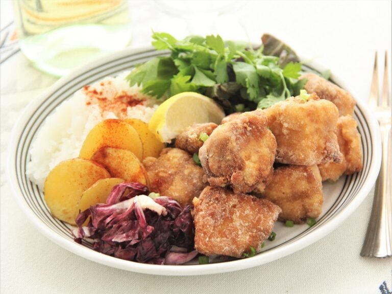 レシピ10選】本物の鶏肉みたいな美味しさ！大豆ミートで「鶏肉もどき料理」を楽しもう - vegeness（ベジネス）日本最大のヴィーガン情報サイト